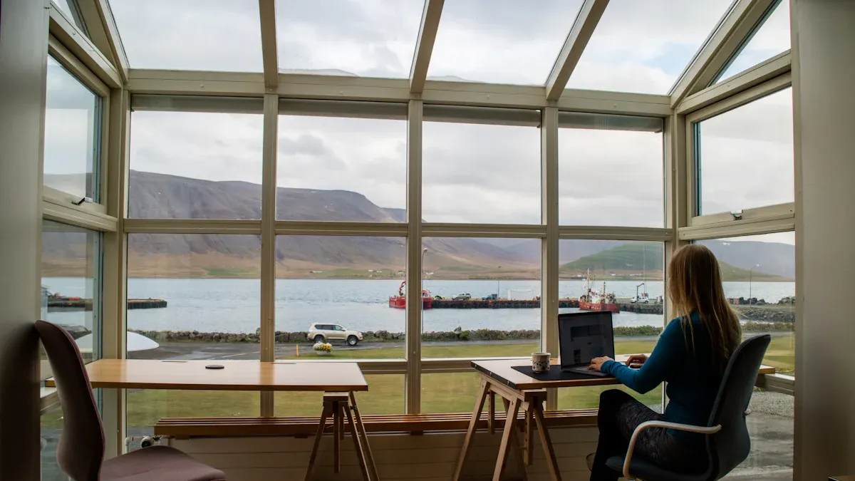 Why Solar Stations Are Ideal for Remote Worksites