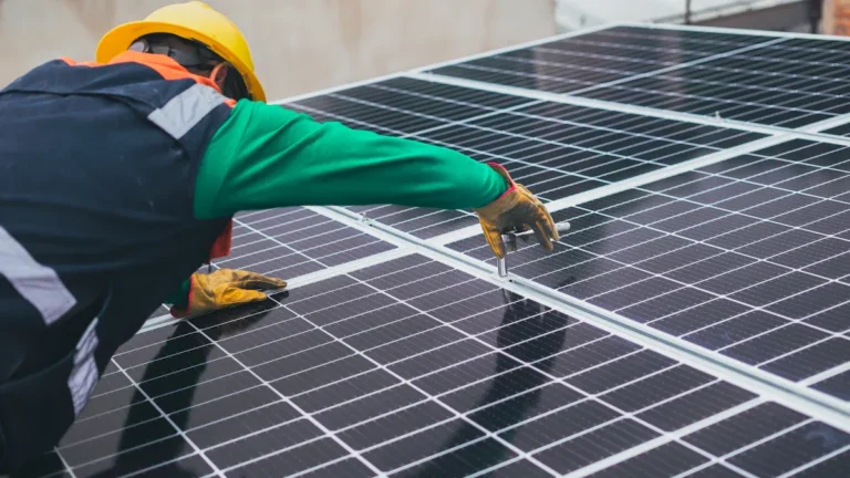 How Solar Stations Are Transforming Off-Grid Energy Solutions