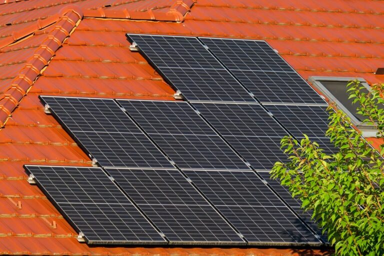 solar panel efficiency maximization